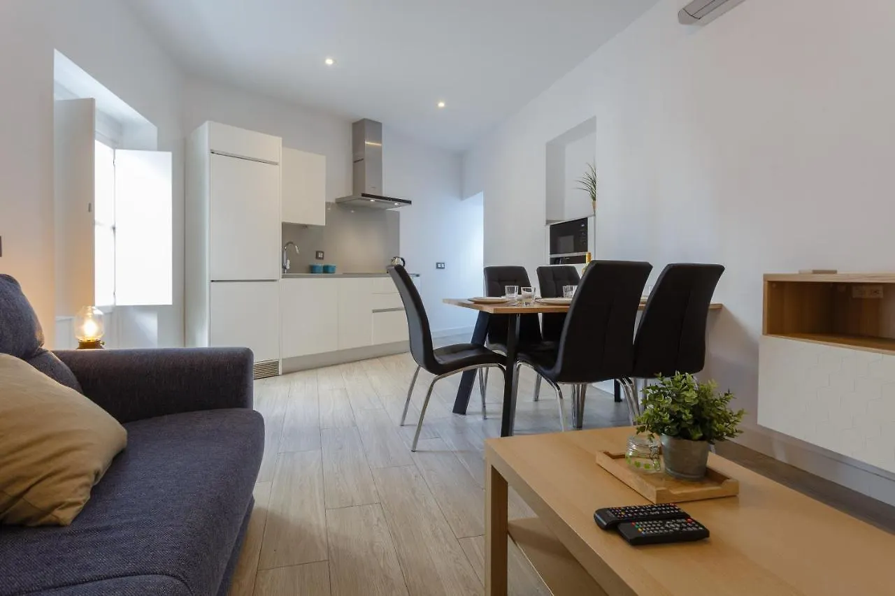 Sail Family Home By Cadiz4Rentals 0*,  Espanha